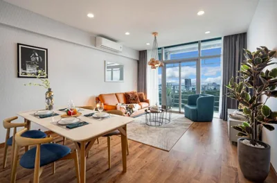Ático — Spacious Central Apartments for Group and Family - Sailing Tower